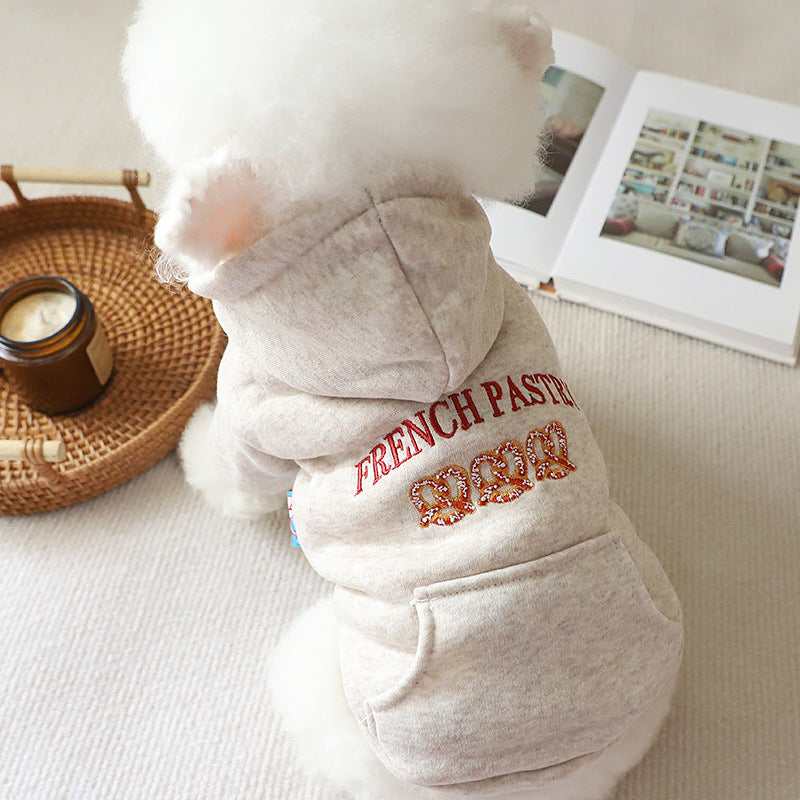 Cross-border wholesale oat-colored small dog new autumn and winter clothing Korean warm bread hooded sweater Bi Xiong bipod