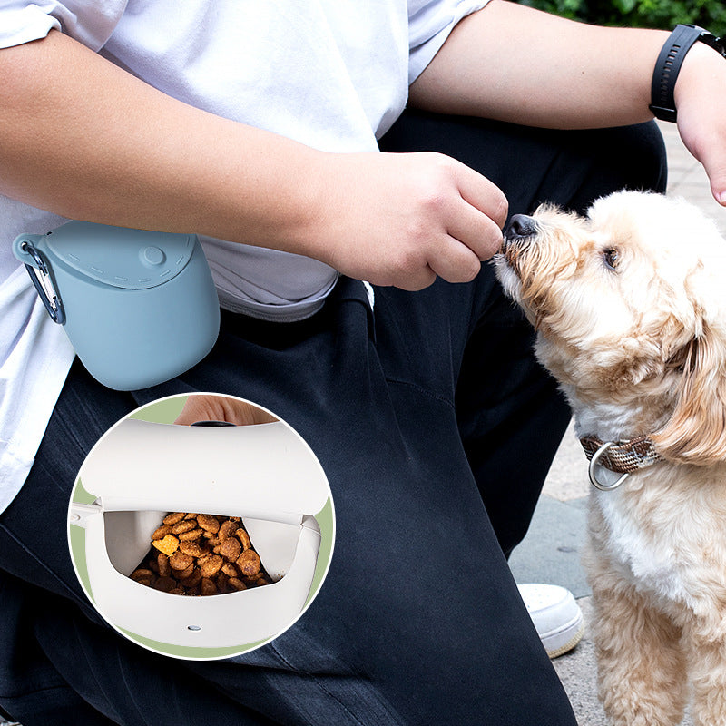 Cross-border pet snack bag, silicone dog food bag, portable dog training waist bag, dog snack bag, dog training supplies