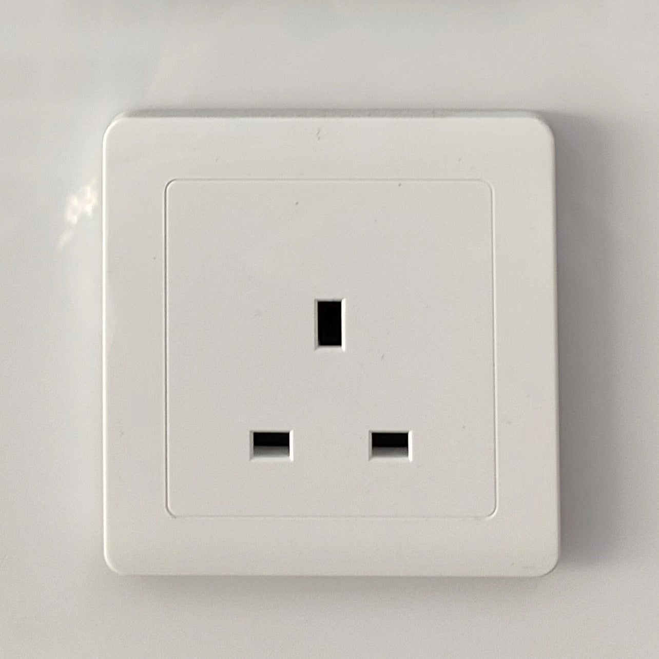 Switching power socket panel Household 86-type concealed panel British five-hole wall power USB socket panel