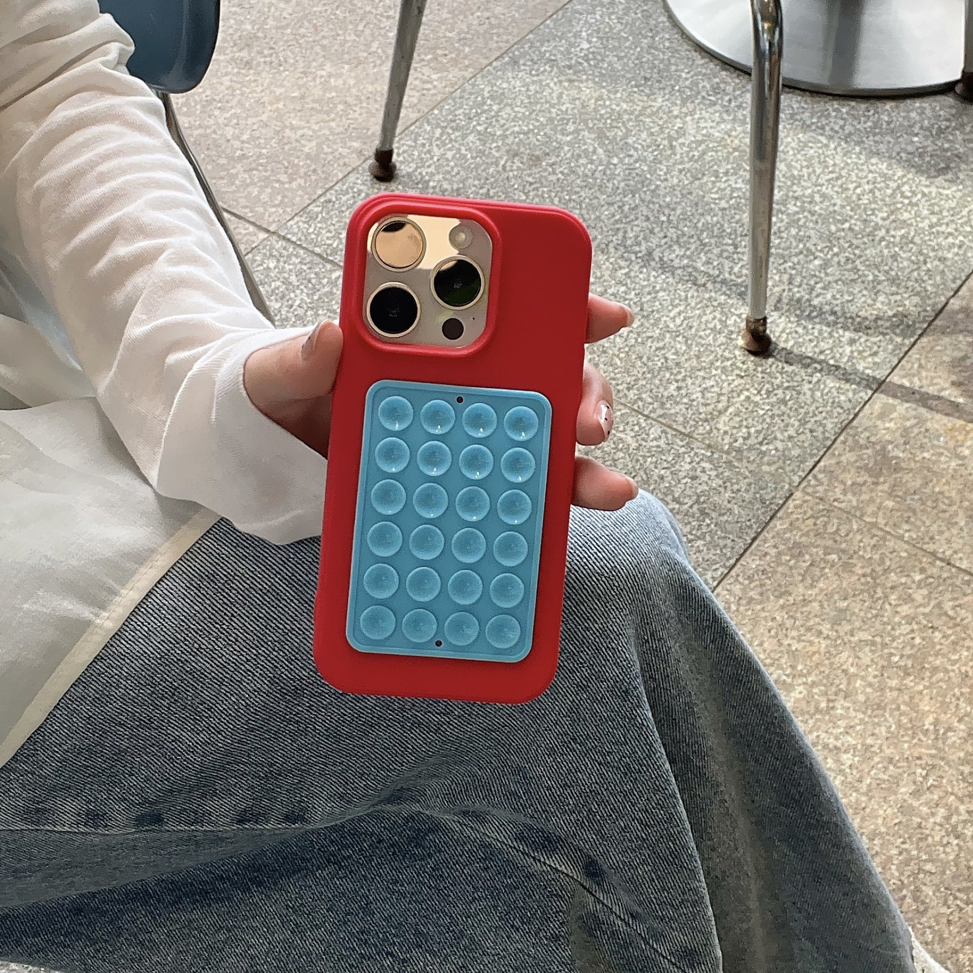 Simple contrasting color suction cup love mirror for iPhone16 Apple 16ProMax mobile phone case 15