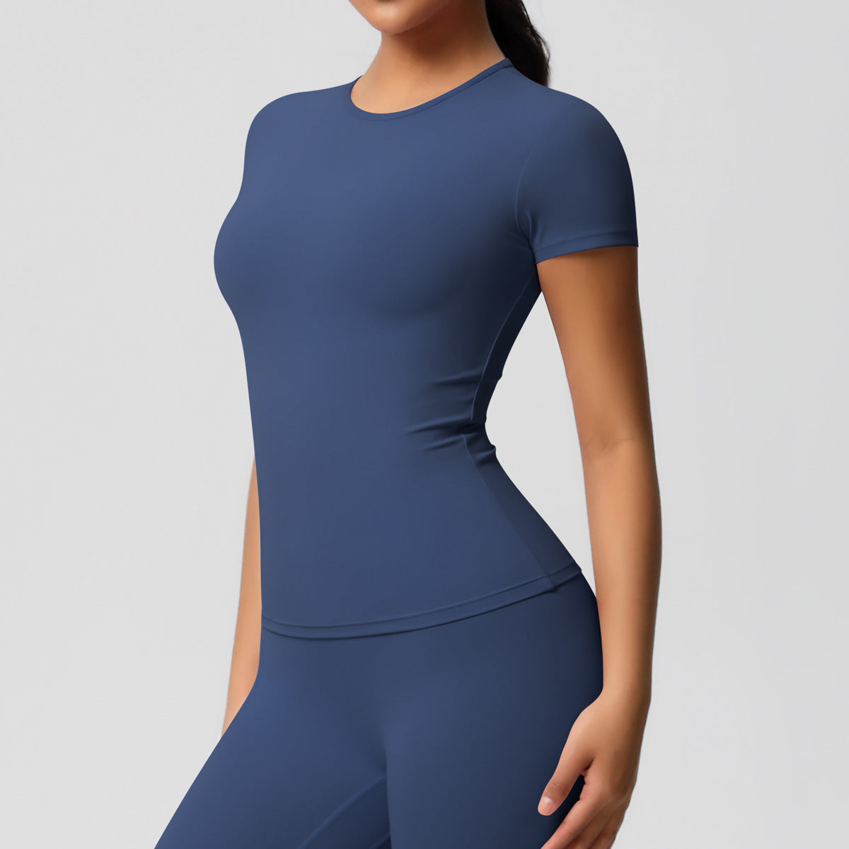 Cross-border European and American yoga pants solid color long-sleeved skin-friendly and breathable back sports short-sleeved slim and thin fitness pants set