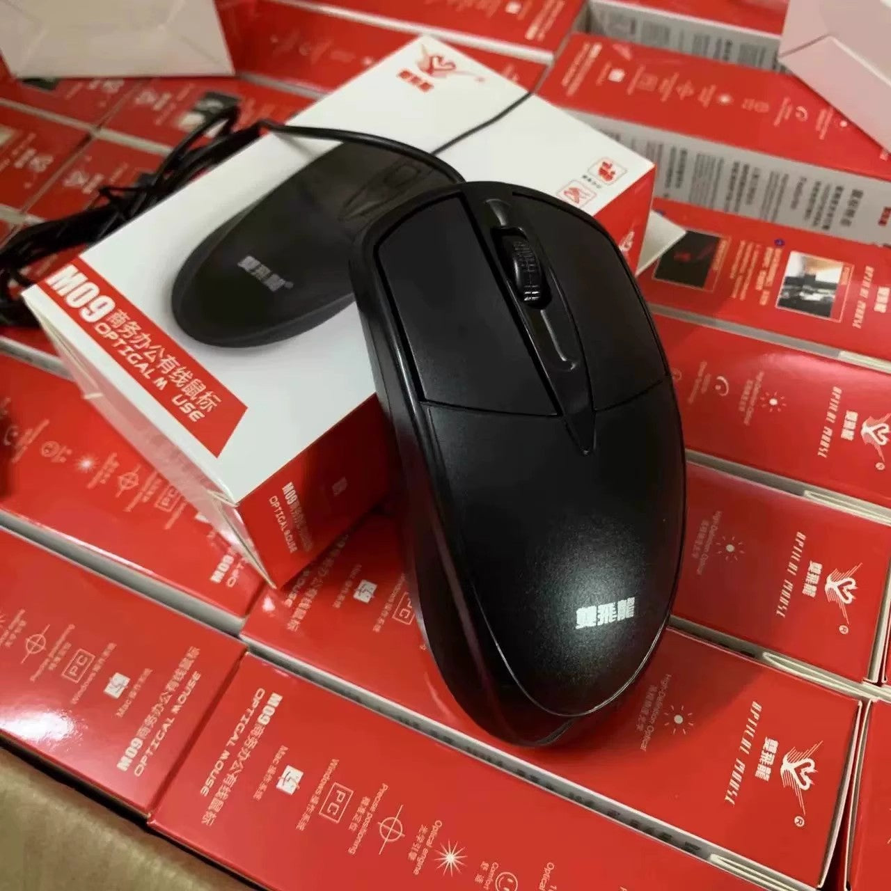 Chasing light leopard 129 laptop desktop USB wired office business game mouse, computer accessories wholesale