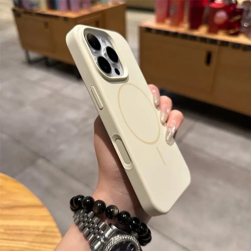 Applicable to iPhone17 liquid silicone thin ring magnetic attraction AI camera button mobile phone case Apple 16promax anti-drop