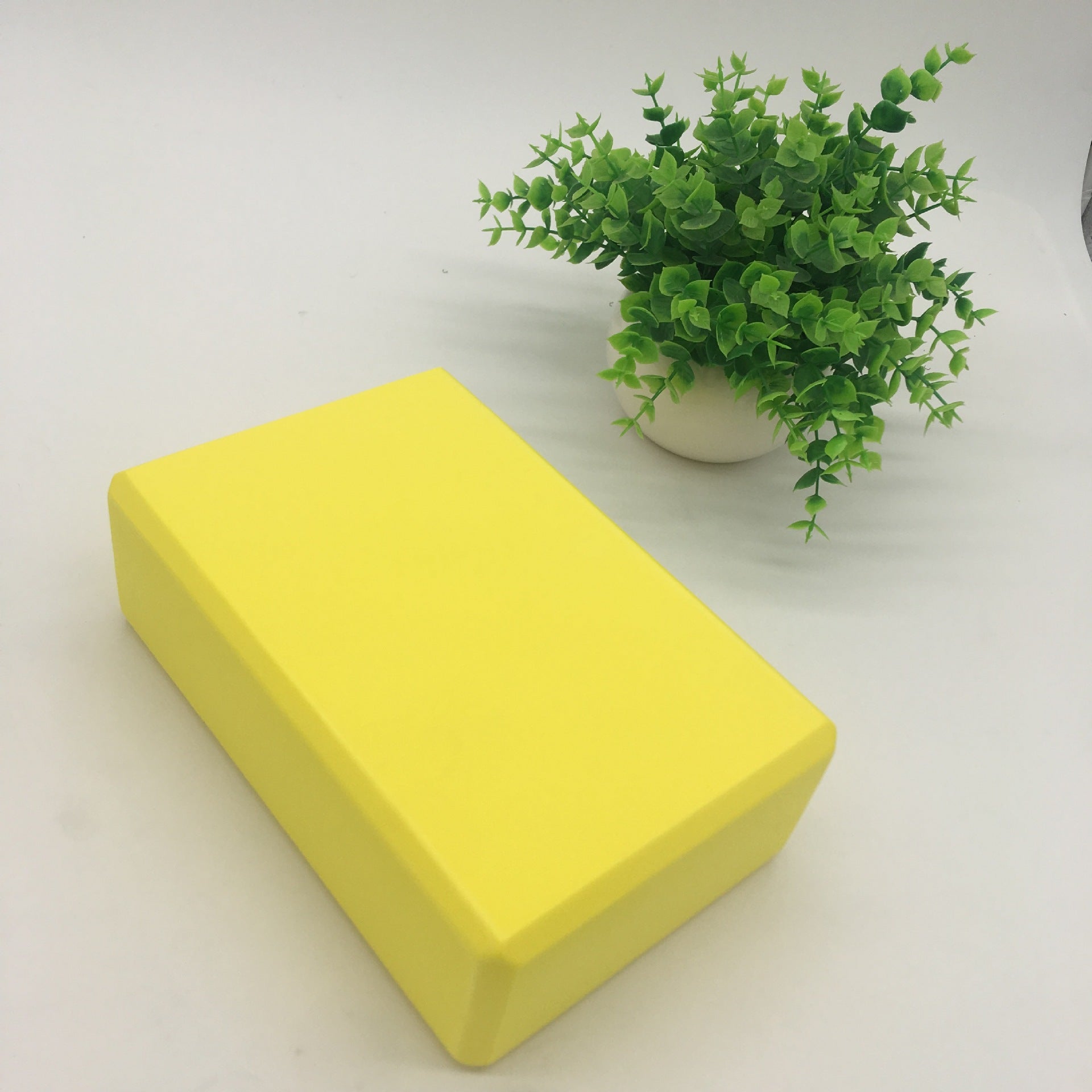Yiwu manufacturers wholesale clearance 120g 369 yoga bricks pure yellow one-word horse practice bricks children's dance bricks