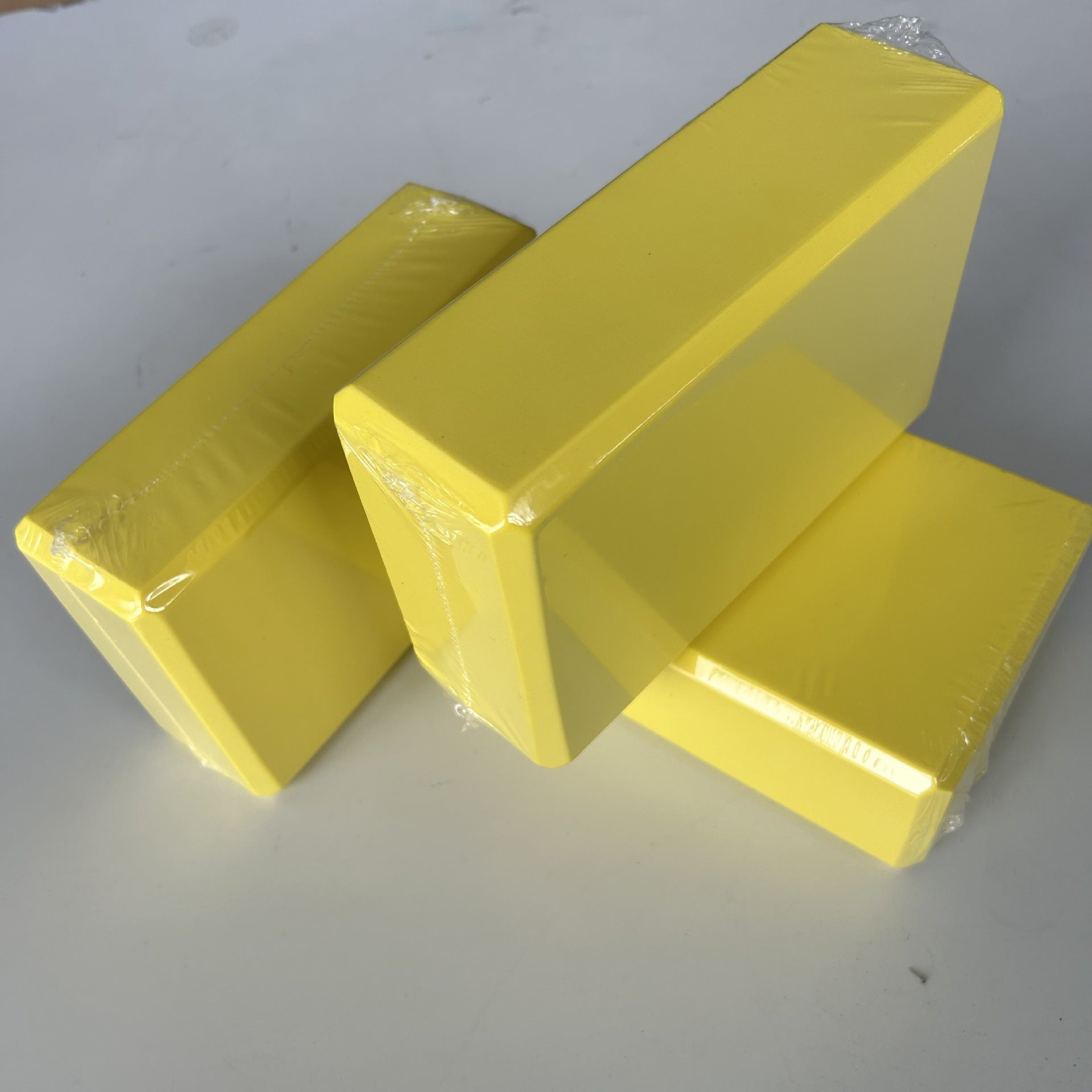 Yiwu manufacturers wholesale clearance 120g 369 yoga bricks pure yellow one-word horse practice bricks children's dance bricks