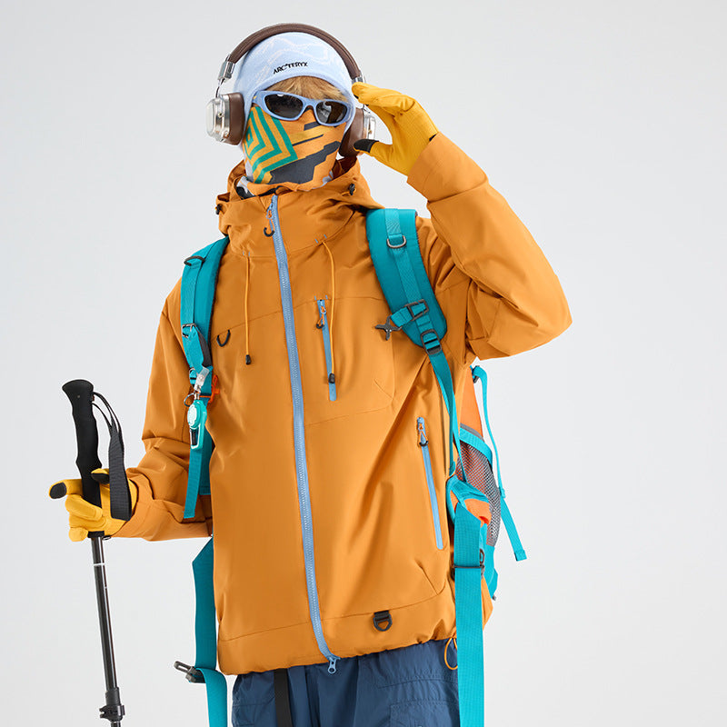 Couple soft shell three-in-one jacket men and women outdoor sports hiking cycling windproof waterproof mountaineering warm jacket