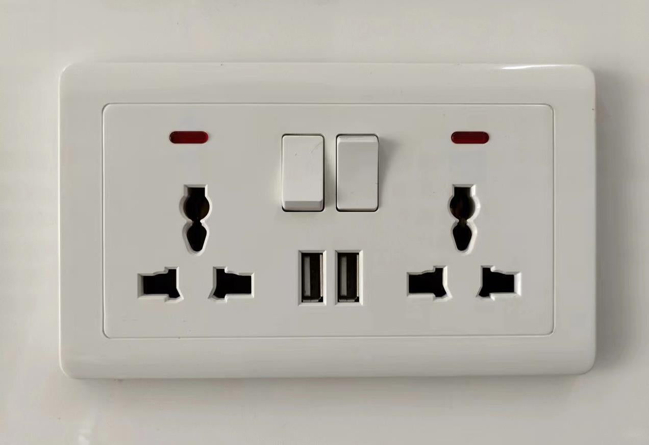 Switching power socket panel Household 86-type concealed panel British five-hole wall power USB socket panel