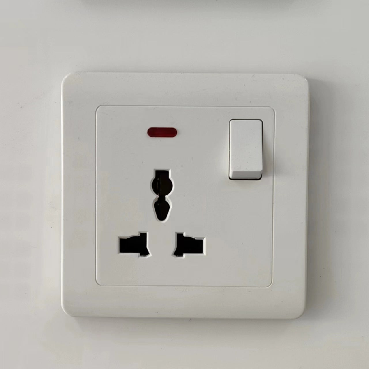 Switching power socket panel Household 86-type concealed panel British five-hole wall power USB socket panel