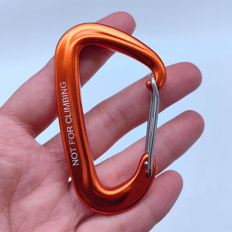 户外多功能登山扣航空铝合金野营攀岩安全D型背包弹簧钩登山扣