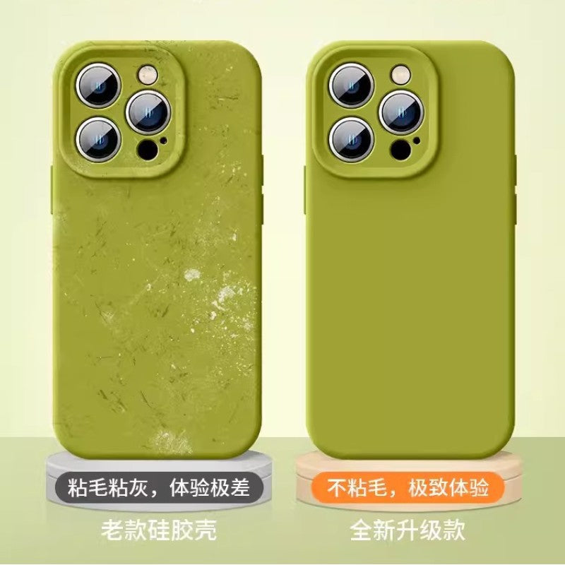 Liquid silicone is suitable for Apple 17Promax mobile phone case fine hole iPhone17 all-inclusive simple anti-drop protective case.