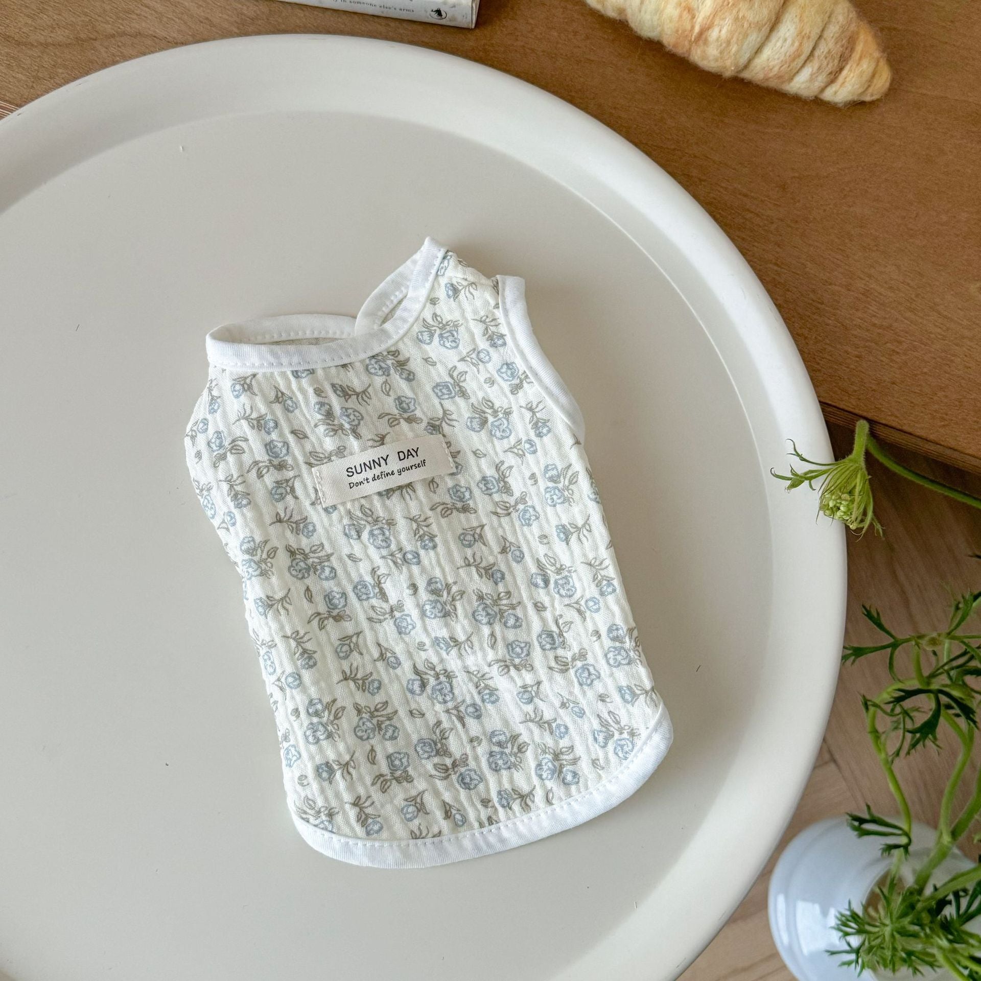 Summer Cotton cat clothes sleeveless cardigan gauze cute vest dog sunscreen vest thin anti-hair loss