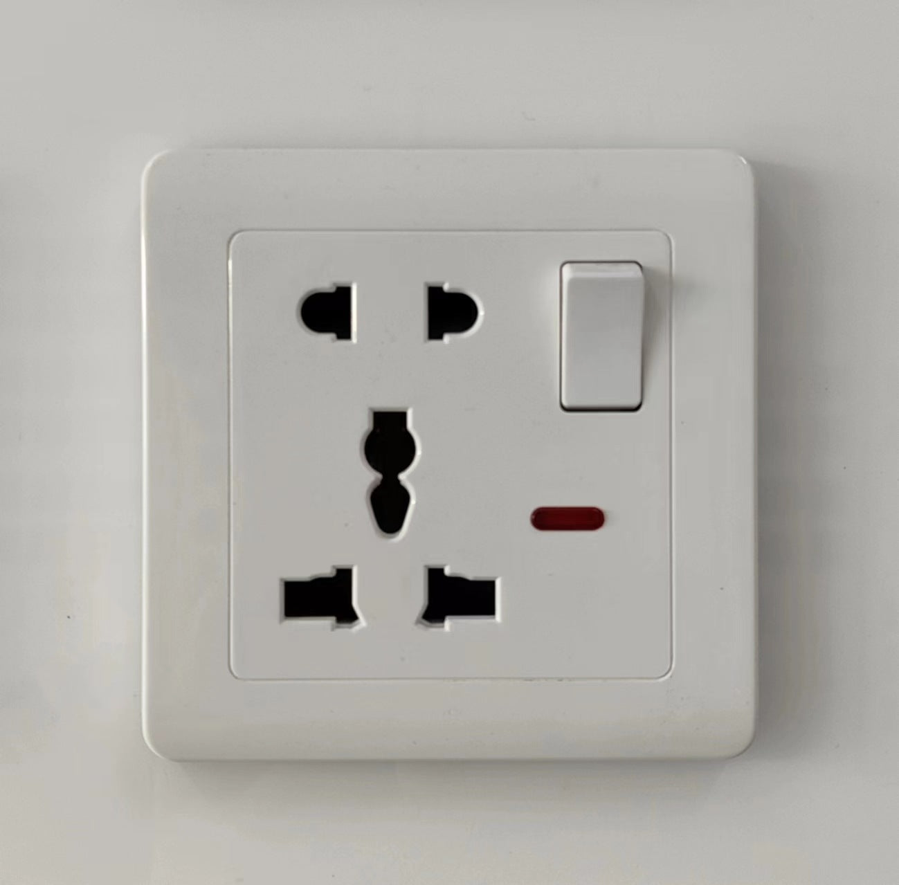 Switching power socket panel Household 86-type concealed panel British five-hole wall power USB socket panel