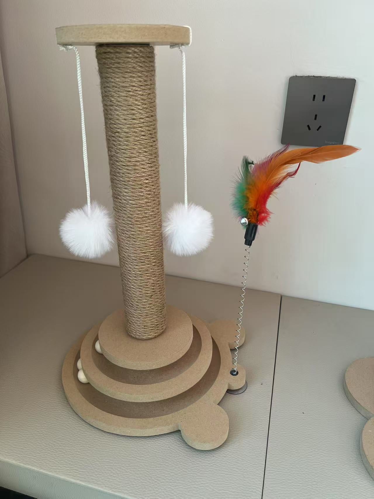 Cat scratching board, sisal wear-resistant and non-crumb-resistant cat kitten toys, cat teasing stick, self-pleasure and boredom cat climbing integrated cat scratching column